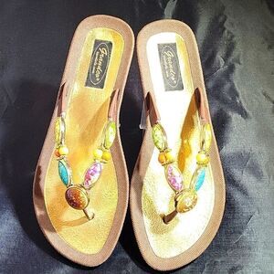 GRANDCO SANDAL WITH BEADS